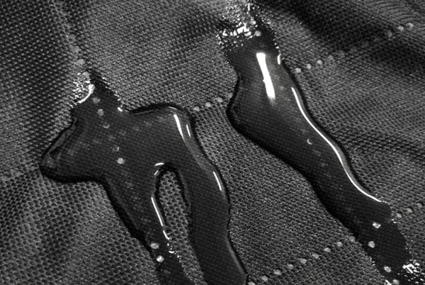 Univerzális csúszásmentes, vízálló védőhuzat autósülésekre kutyáknak - fekete színben, mérete: 140 x 209 cm (WNDR5403) - Image 3