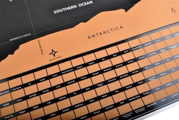 Kaparós világtérkép - angol nyelven, zászlókkal (WNDR23443) - Image 9