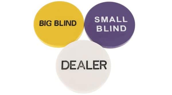 Exkluzív póker készlet bőröndben 2 pakli kártyával, 500 zsetonnal, és póker szőnyeggel  (WNDR23529) - Image 5