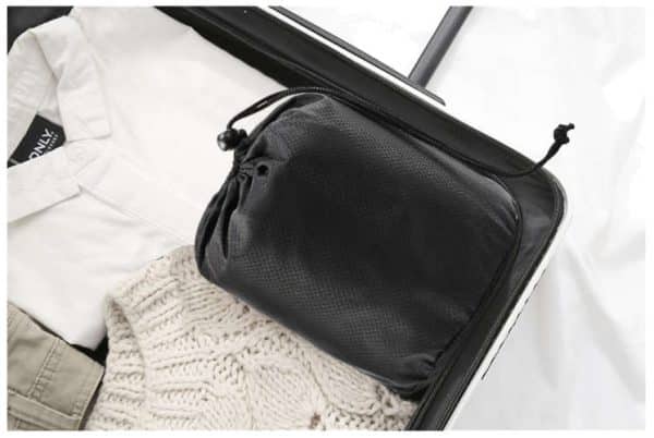 Memóriahabos nyakpárna/utazópárna, szemkötővel és füldugókkal ellátva – fekete-szürke színben (WNDR10885) - Image 2