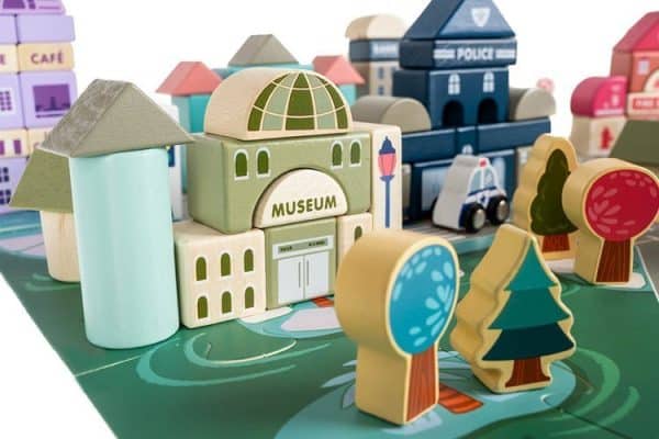Kreatív fa város építőjáték játszószőnyeggel – 115 darab (WNDR11228) - Image 7