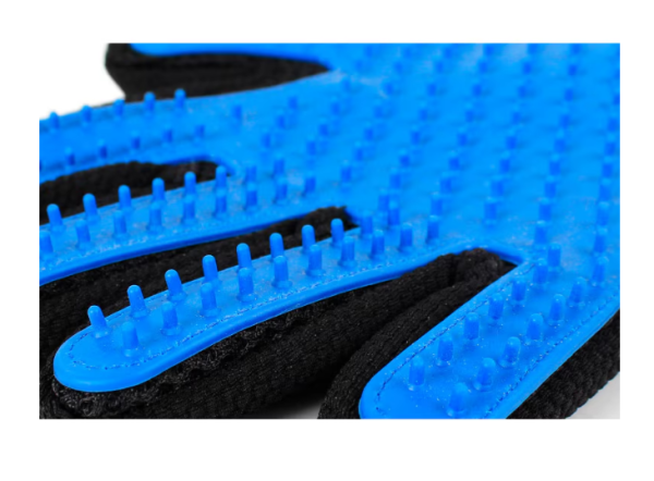 Szilikon állatkozmetikai kesztyű – masszírozó sörtékkel macskáknak és kutyáknak, 23 × 15,5 cm (WNDR5405) - Image 9